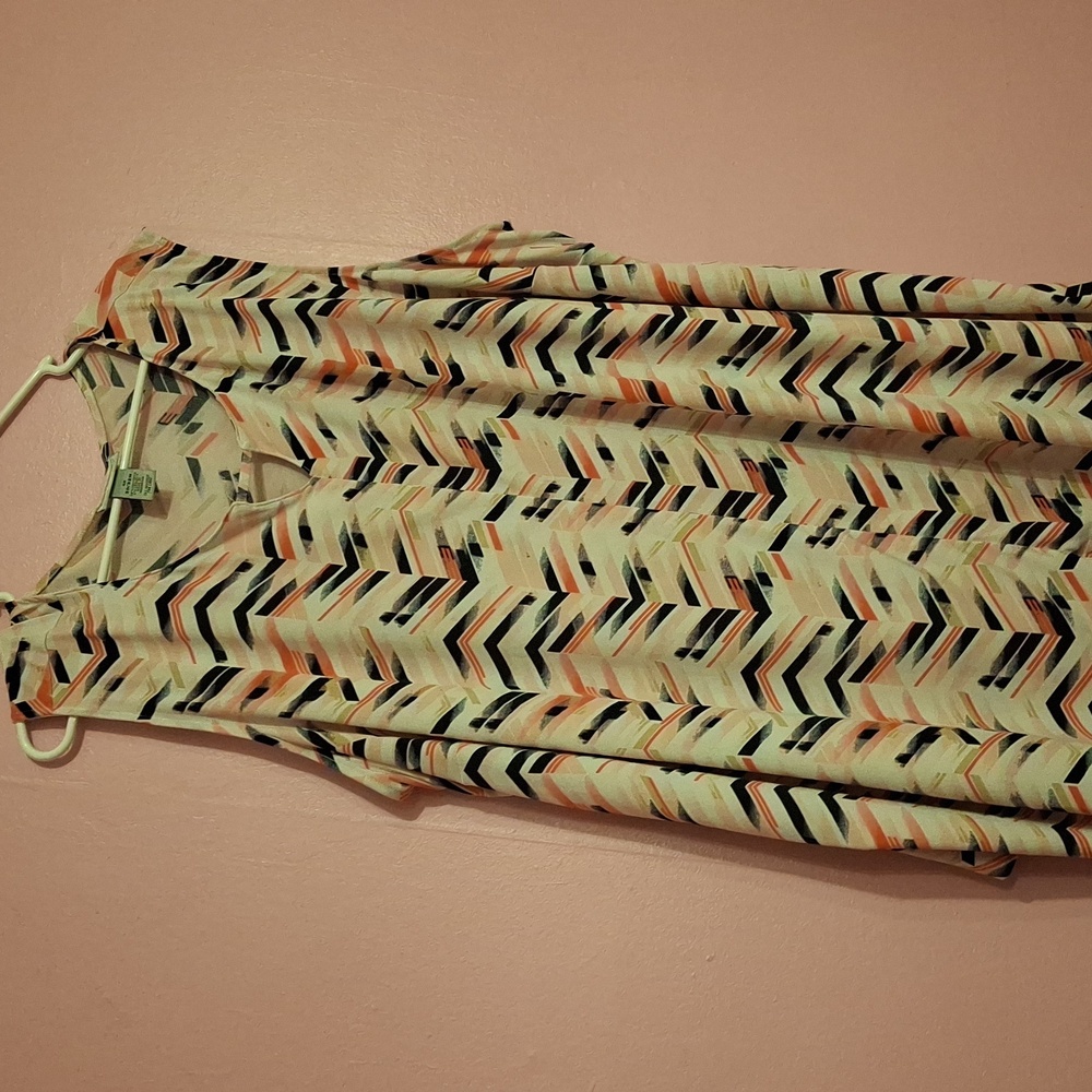 Chevron Pattern Sleeveless Top